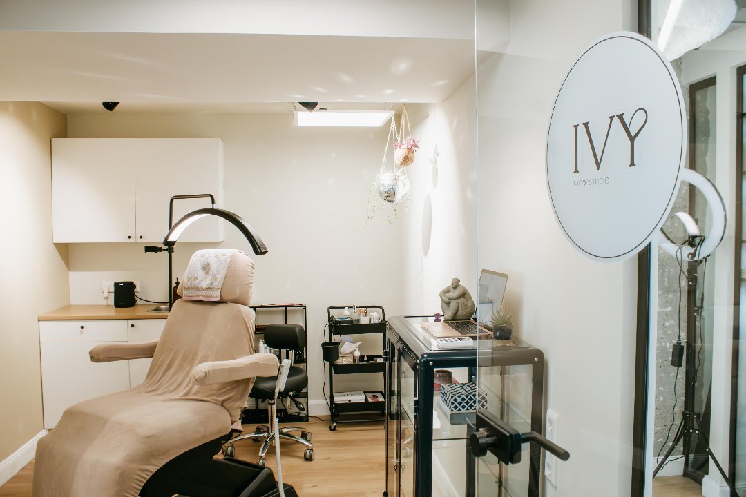 IVY brow studio